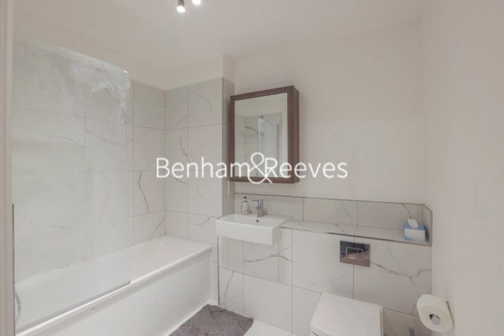 1 bedroom apartments/flats for sale in Beadon Road, London - W6 view 9