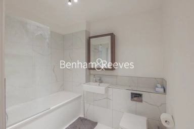 Beadon Road, London - W6 view 9