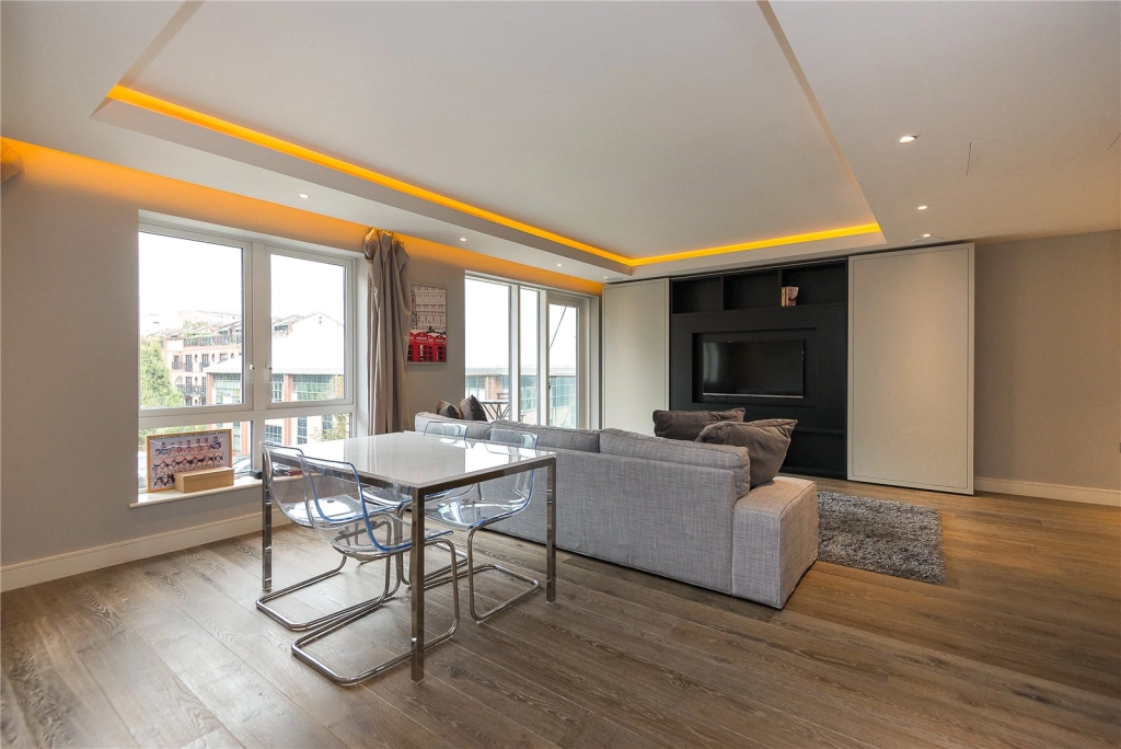 2 bedrooms apartments/flats for sale in Chancellors Road, London - W6 view 6
