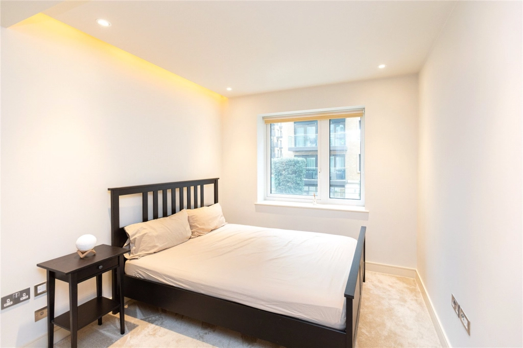 Studio apartments/flats for sale in Parr's Way, London - W6 view 4