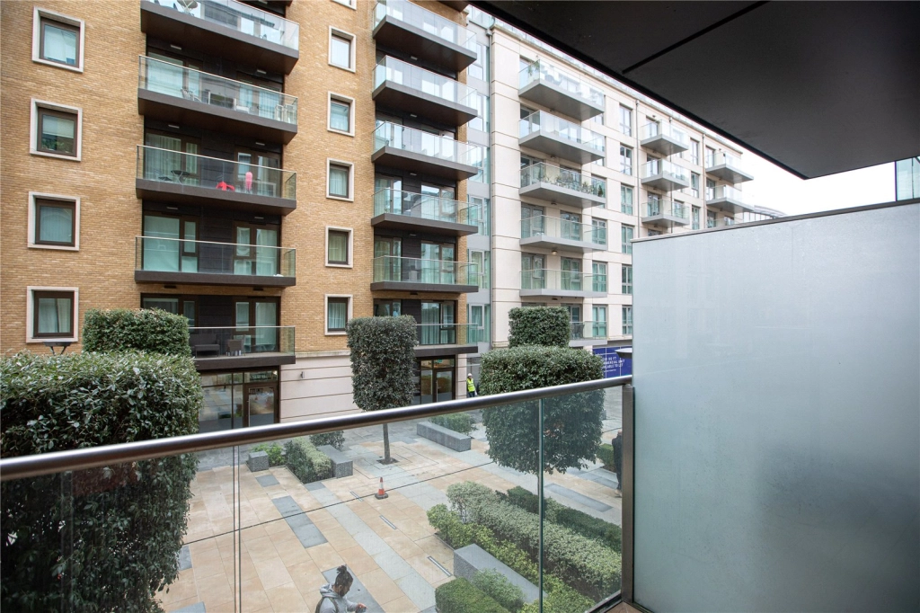 Studio apartments/flats for sale in Parr's Way, London - W6 view 14