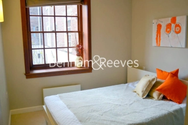 Scott Avenue, London - SW15 view 3