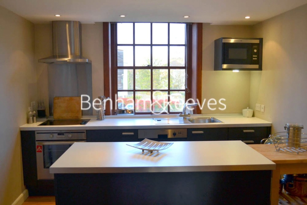 2 bedrooms apartments/flats for sale in Scott Avenue, London - SW15 view 7