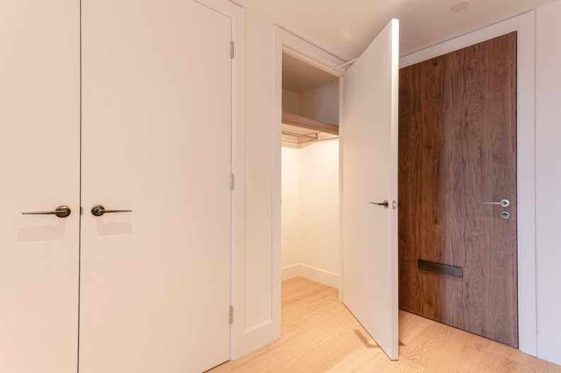 1 bedroom apartments/flats to sale in Cascade Way, White City-image 5