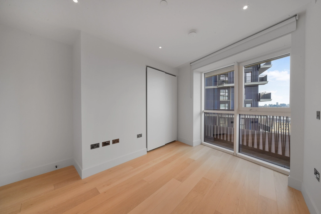 2 bedrooms apartments/flats for sale in Cascade Way, White City - W12 view 6