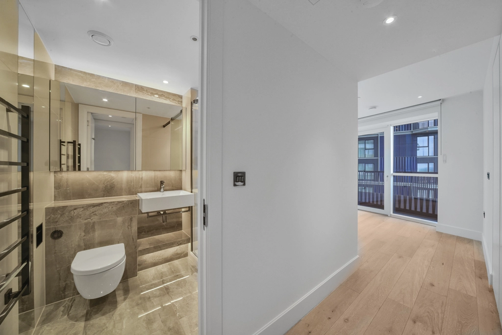 2 bedrooms apartments/flats for sale in Cascade Way, White City - W12 view 11