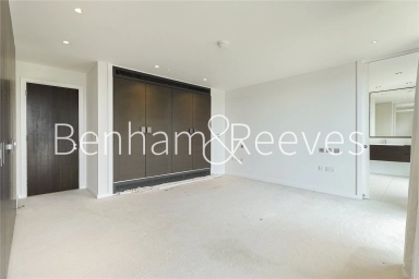 Lots Road, London - SW10 view 3