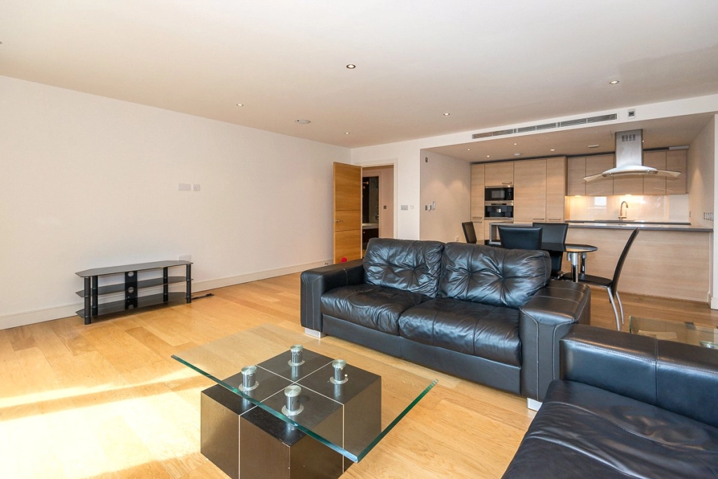 3 bedrooms apartments/flats for sale in Lensbury Avenue, London - SW6 view 5