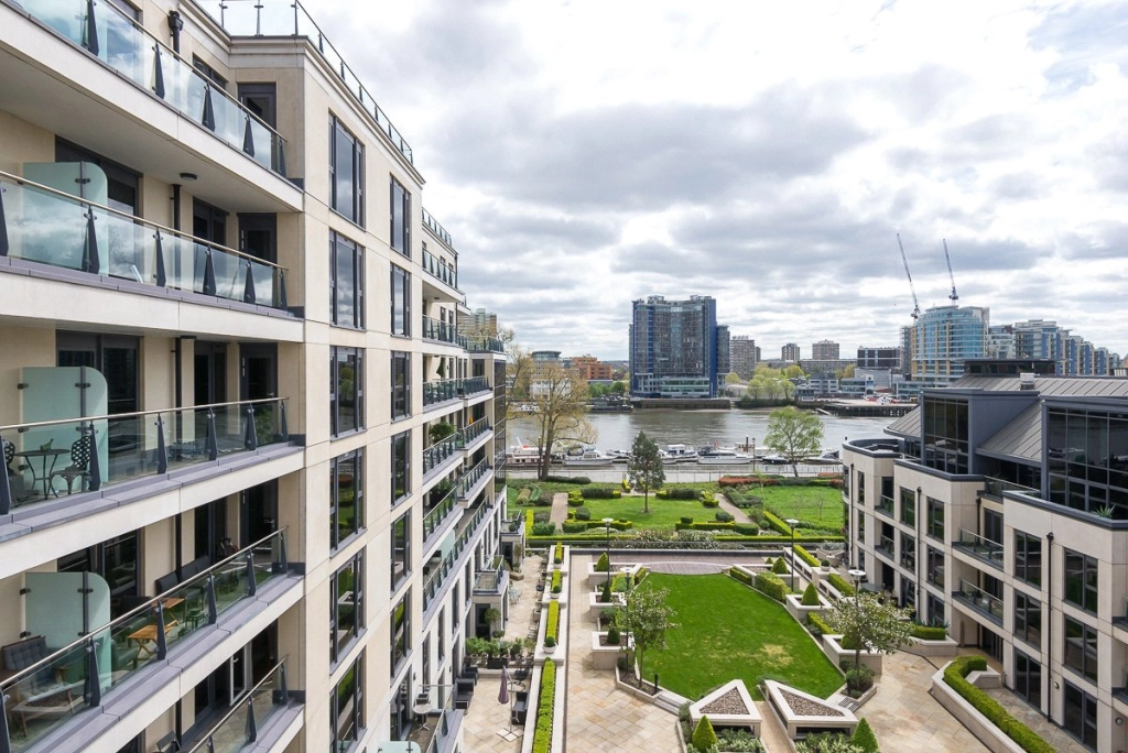 3 bedrooms apartments/flats for sale in Lensbury Avenue, London - SW6 view 2