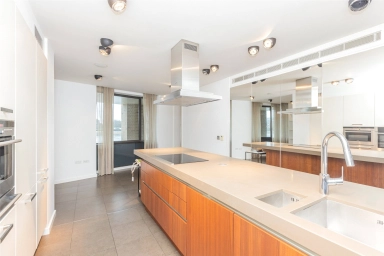 Lots Road, London - SW10 view 4