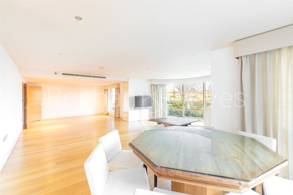 3 bedrooms apartments/flats for sale in Lensbury Avenue, London - SW6 view 12