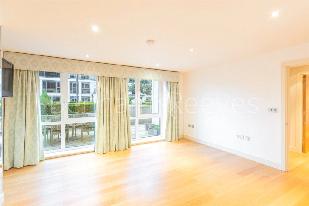 3 bedrooms apartments/flats for sale in Lensbury Avenue, London - SW6 view 13