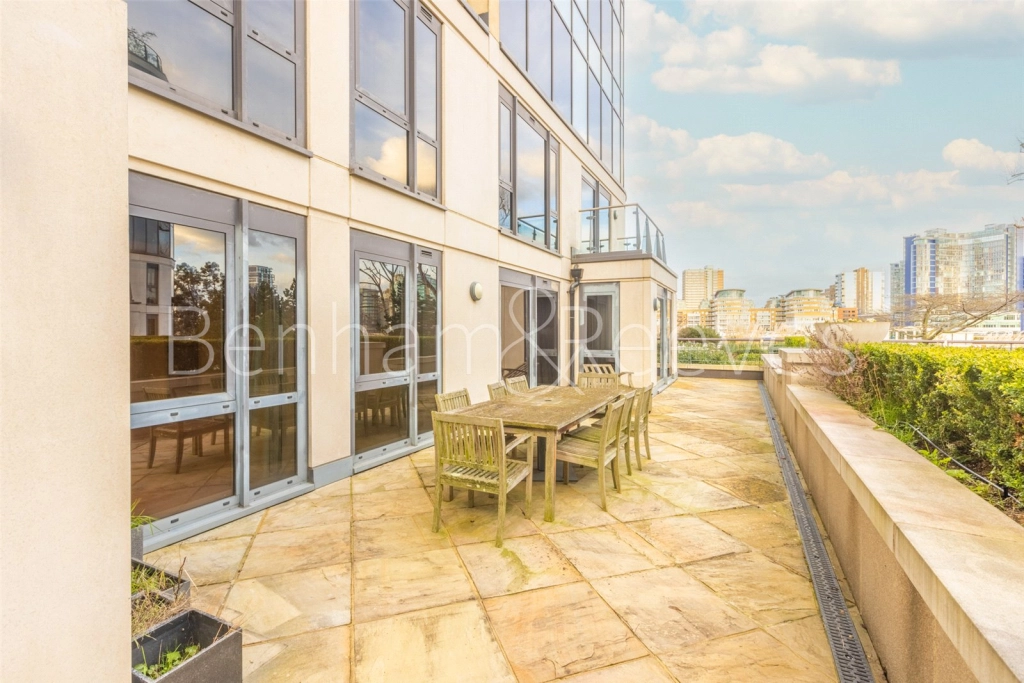 3 bedrooms apartments/flats for sale in Lensbury Avenue, London - SW6 view 14