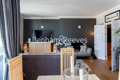 The Quadrangle, Chelsea Harbour, London - SW10 view 9