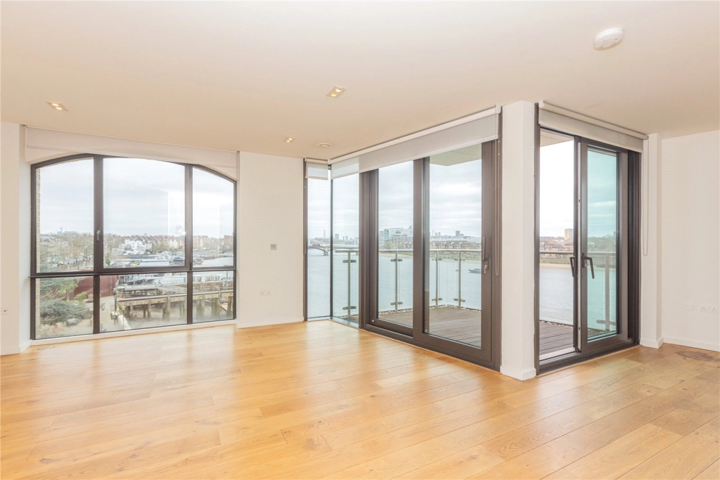 2 bedrooms apartments/flats for sale in Lots Road, London - SW10 view 2