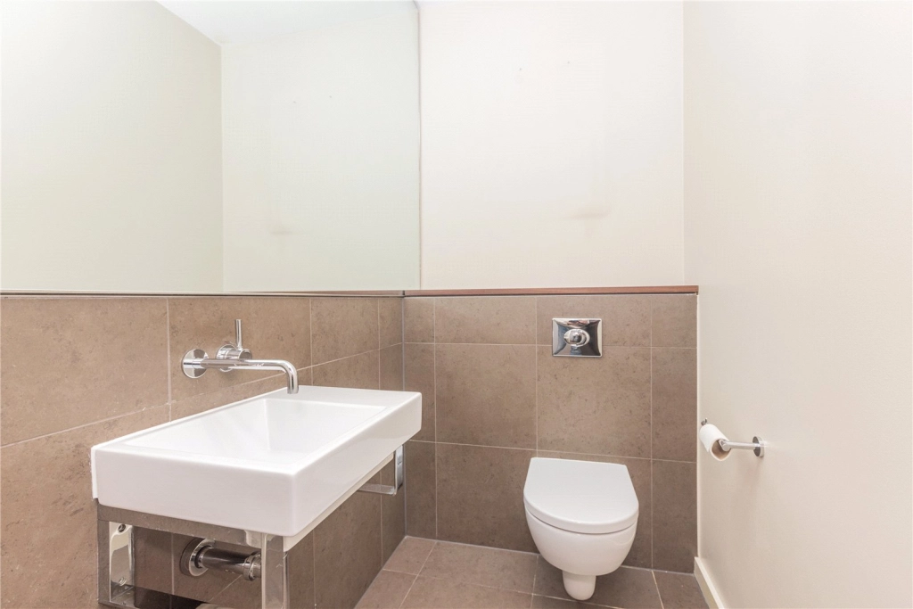 2 bedrooms apartments/flats for sale in Lots Road, London - SW10 view 7