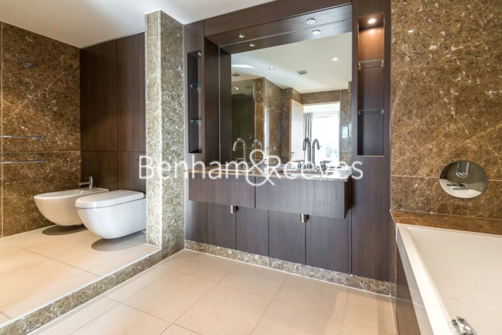 3 bedrooms apartments/flats for sale in Lensbury Avenue, London - SW6 view 4