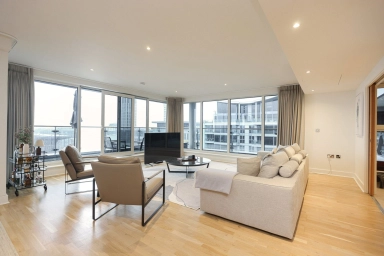 The Boulevard, Fulham - SW6 view 1