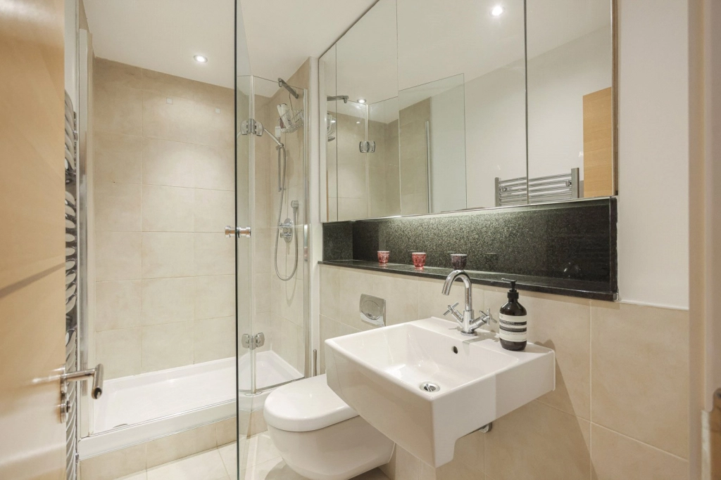 3 bedrooms apartments/flats for sale in The Boulevard, Fulham - SW6 view 18