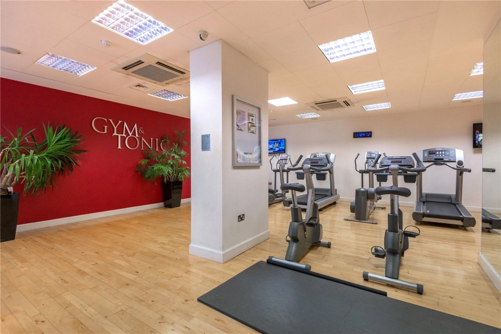 3 bedrooms apartments/flats for sale in The Boulevard, Fulham - SW6 view 23