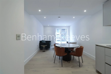 Parr's Way, London - W6 view 14