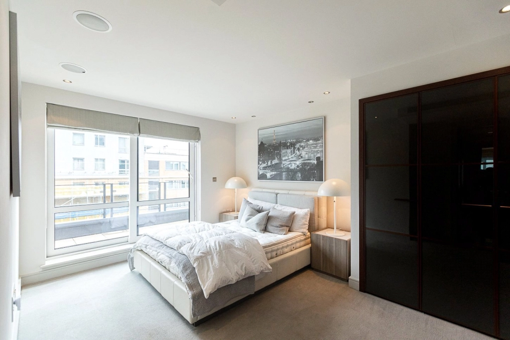 3 bedrooms apartments/flats for sale in Park Street, Chelsea Creek, Fulham - SW6 view 4