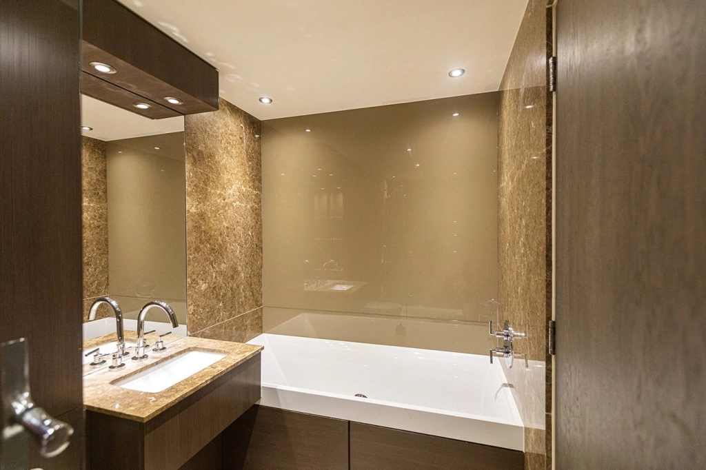 3 bedrooms apartments/flats for sale in Park Street, Chelsea Creek, Fulham - SW6 view 6