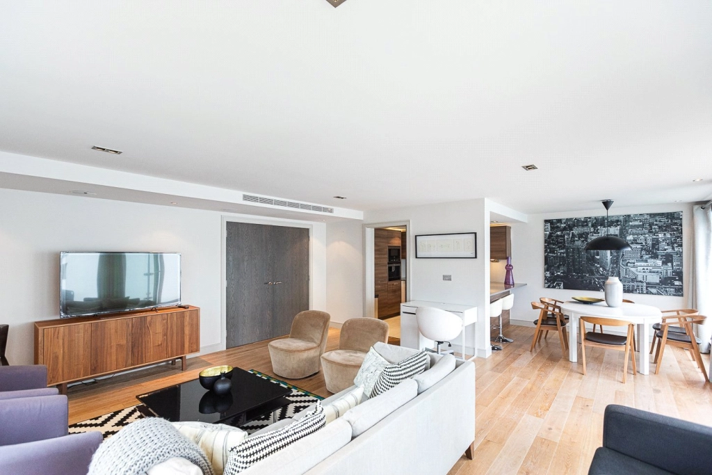 3 bedrooms apartments/flats for sale in Park Street, Chelsea Creek, Fulham - SW6 view 7