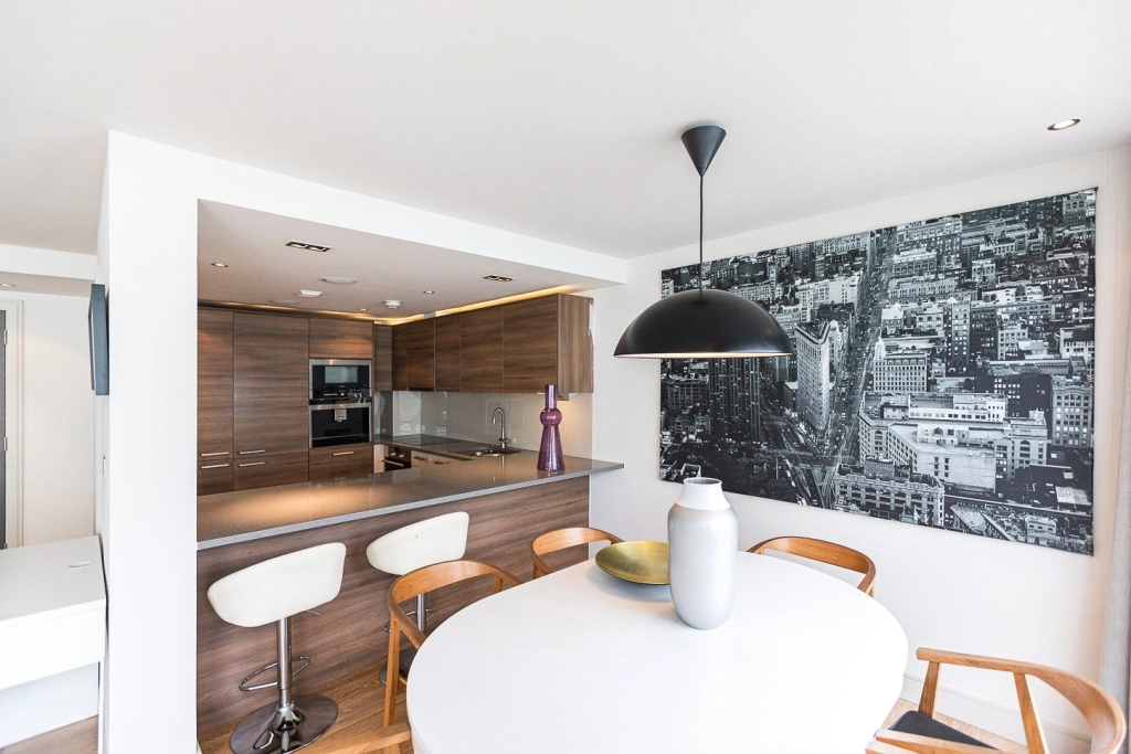 3 bedrooms apartments/flats for sale in Park Street, Chelsea Creek, Fulham - SW6 view 8