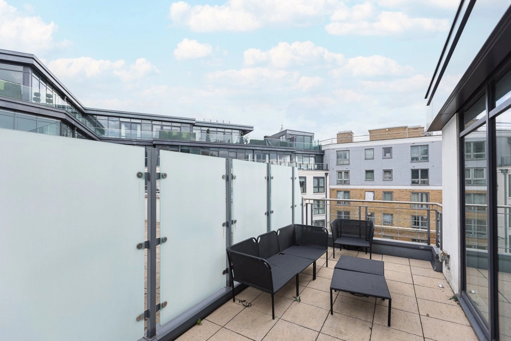 3 bedrooms apartments/flats for sale in Park Street, Chelsea Creek, Fulham - SW6 view 10