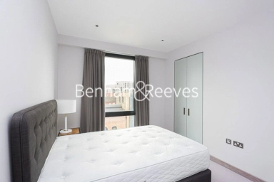 Drapers Yard, London - SW18 view 4