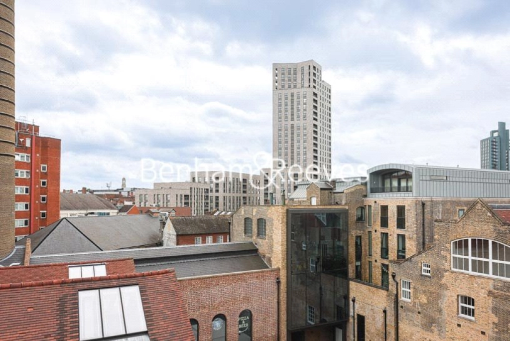 2 bedrooms apartments/flats for sale in Drapers Yard, London - SW18 view 24