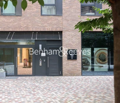 Drapers Yard, London - SW18 view 25
