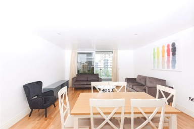 The Boulevard, Imperial Wharf, London - SW6 view 6