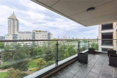 The Boulevard, Imperial Wharf, London - SW6 view 16