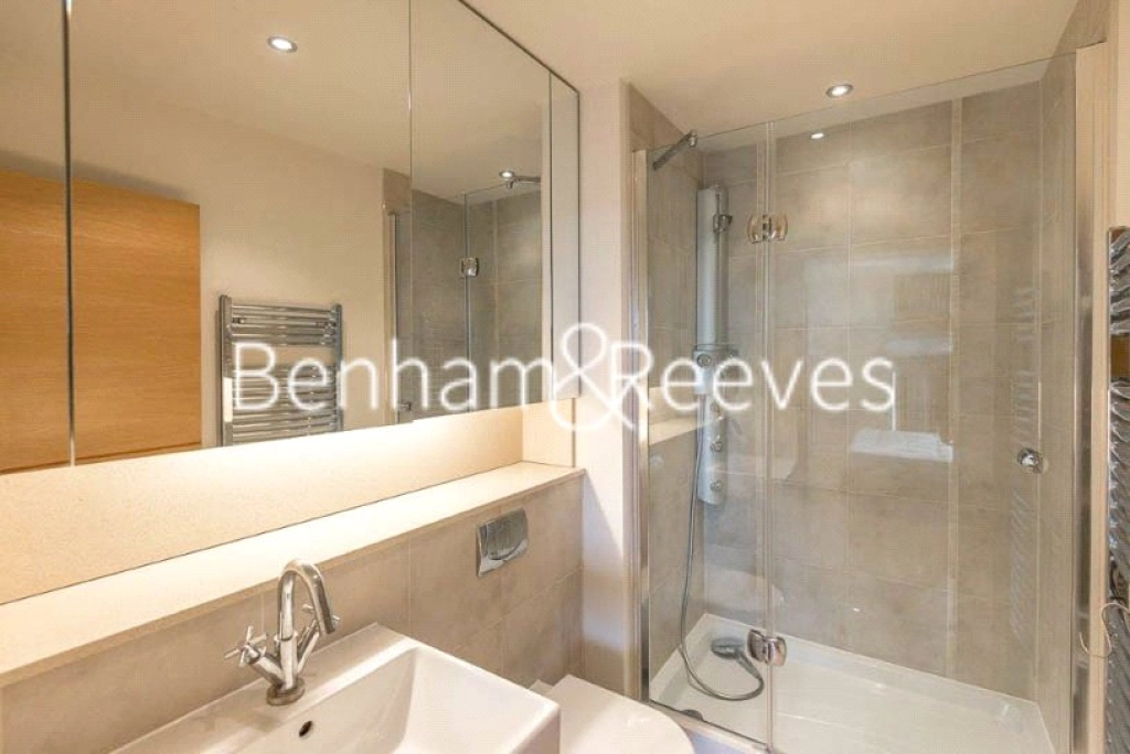 2 bedrooms apartments/flats for sale in Lensbury Avenue, London - SW6 view 4