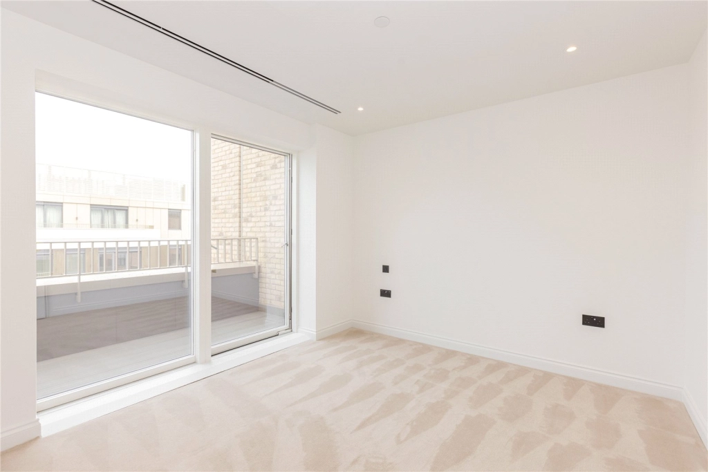 2 bedrooms apartments/flats for sale in Watermeadow Lane, London - SW6 view 5