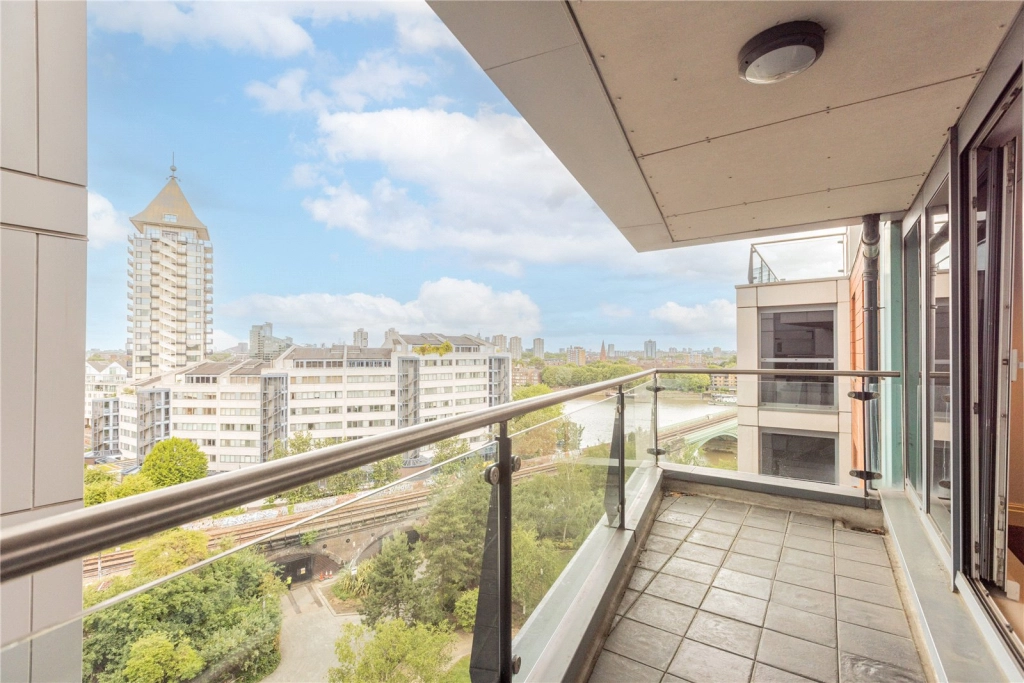 2 bedrooms apartments/flats for sale in The Boulevard, Imperial Wharf, London - SW6 view 3