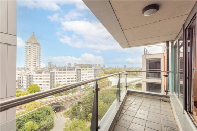 The Boulevard, Imperial Wharf, London - SW6 view 3