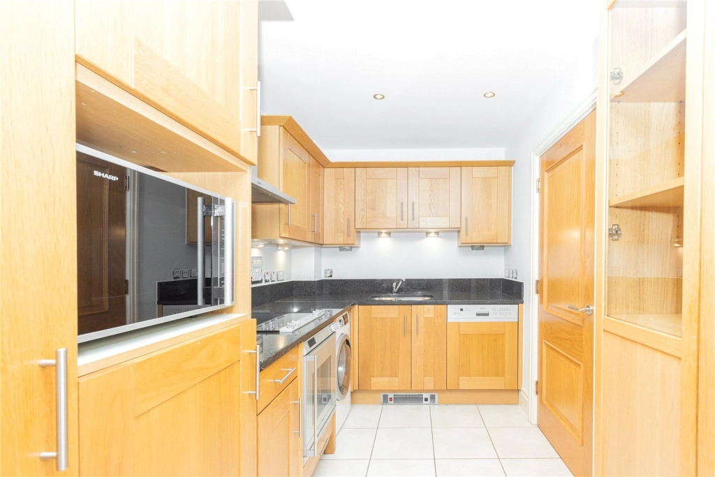 2 bedrooms apartments/flats for sale in The Boulevard, Imperial Wharf, London - SW6 view 10