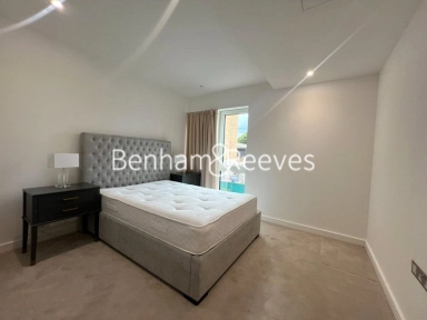 Parrs Way, London - W6 view 3