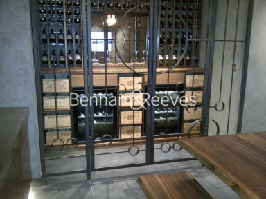 Parrs Way, London - W6 view 11
