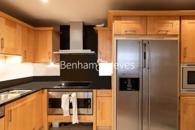 The Boulevard, Imperial Wharf, London - SW6 view 4