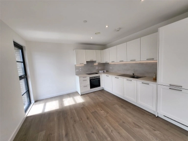 Burlington Road, New Malden - KT3 view 3