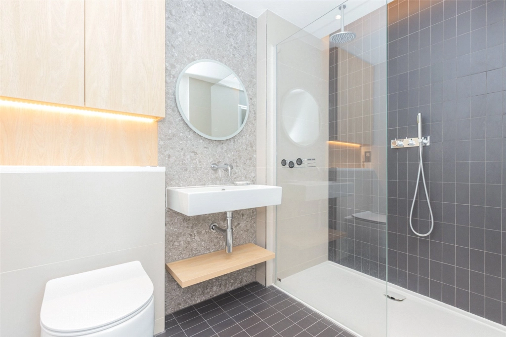 2 bedrooms apartments/flats for sale in York Place, London - SW11 view 10