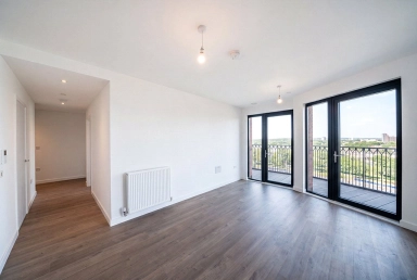 Burlington Road, New Malden - KT3 view 3