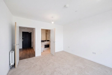 Burlington Road, New Malden - KT3 view 12
