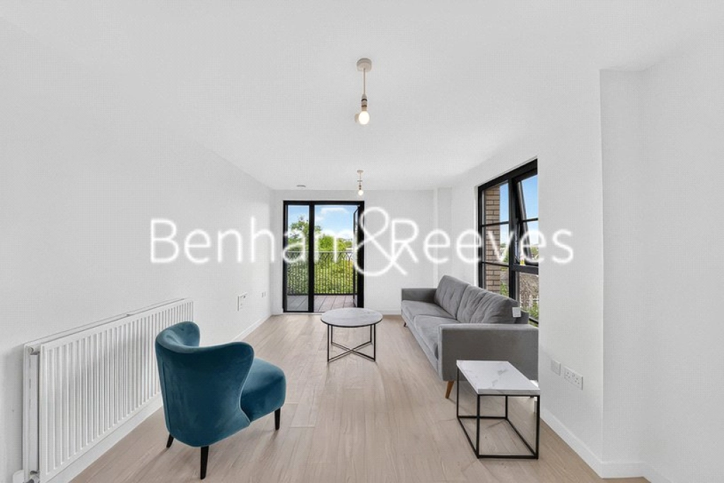 2 bedrooms apartments/flats for sale in Burlington Road, New Malden - KT3 view 2