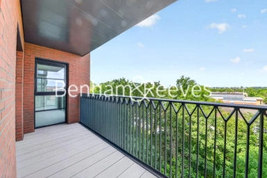 Burlington Road, New Malden - KT3 view 13