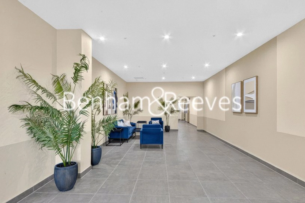 2 bedrooms apartments/flats for sale in Burlington Road, New Malden - KT3 view 15